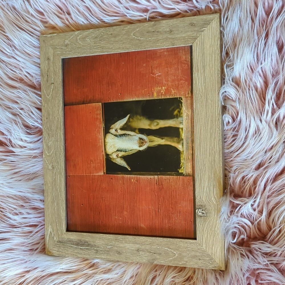 NWOT wooden picture frame